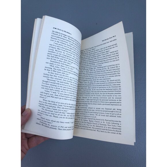 I Pick Up Hitchhikers By Edwin T. Dahlberg Paperback Judson Press 1972 Religion - Picture 8 of 9